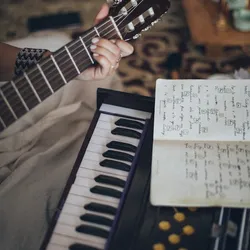 Chris Christie's Unique Gift to Zelensky: Bon Jovi's Handwritten Lyrics