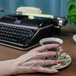 People Want to Buy Vintage Typewriters in 2023: Rise of Analog Technology